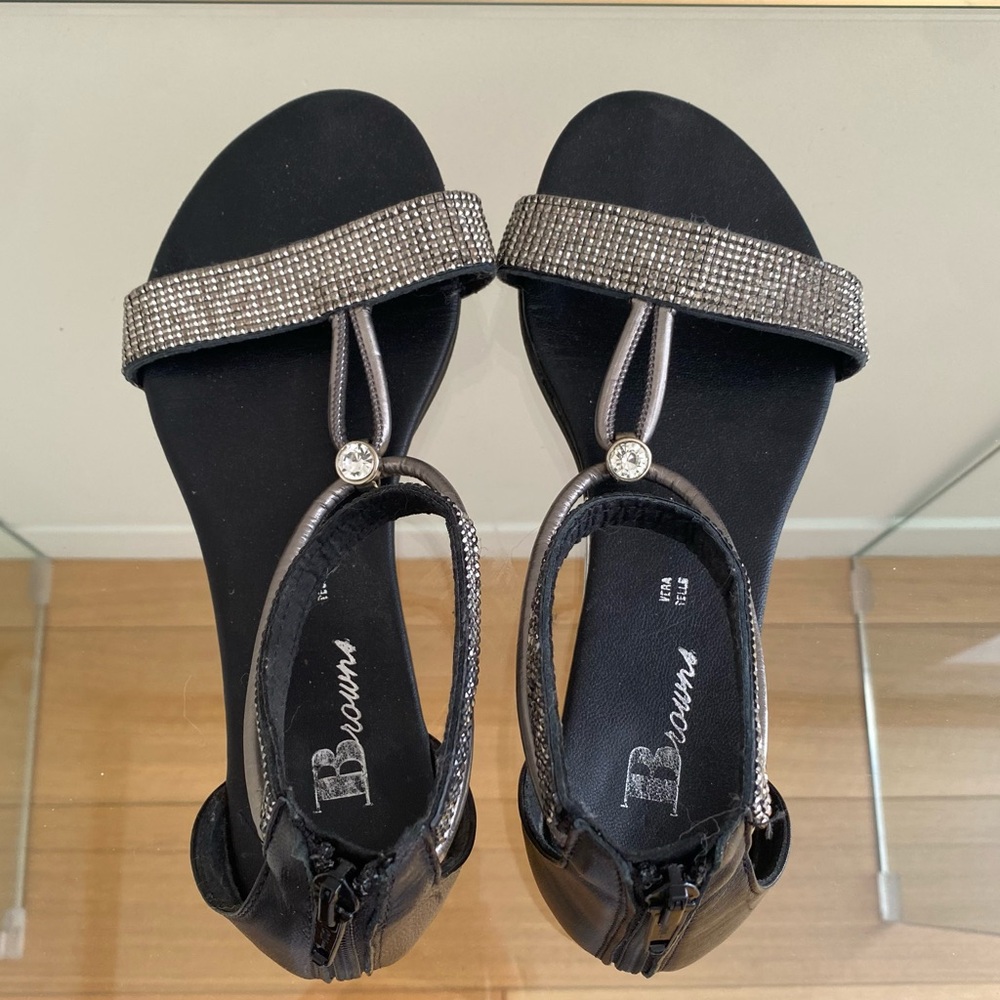 Black Sandals with Rhinestone